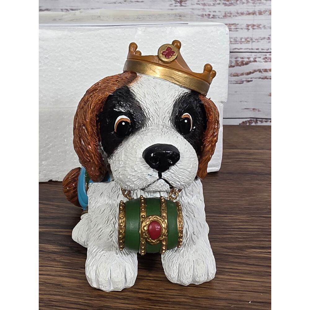 Hawthorn Village KIngs Barks Alot Happy Howl-idays Puppy Pageant Collection